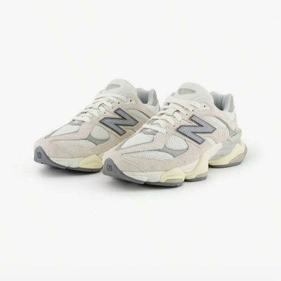 9060- New Balance Sneakers