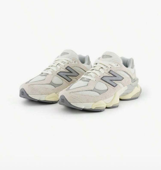 9060- New Balance Sneakers