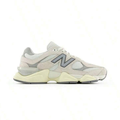 9060- New Balance Sneakers